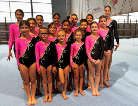 Gimnastičarji ŠD Partizan Ravne tudi v akrobatiki na stopničkah (6)